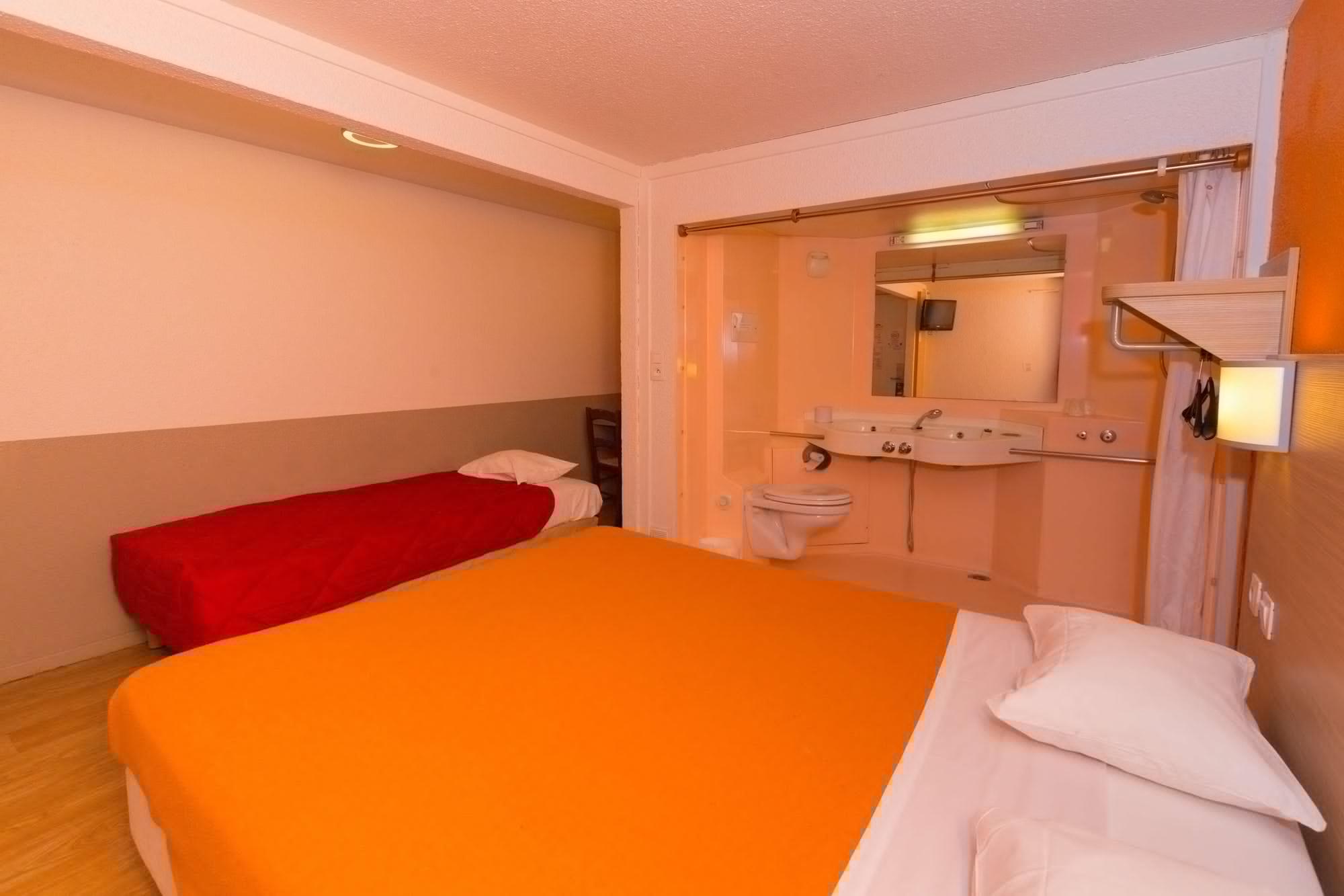 Premiere Classe Chantilly Sud Luzarches Шомонтель Экстерьер фото